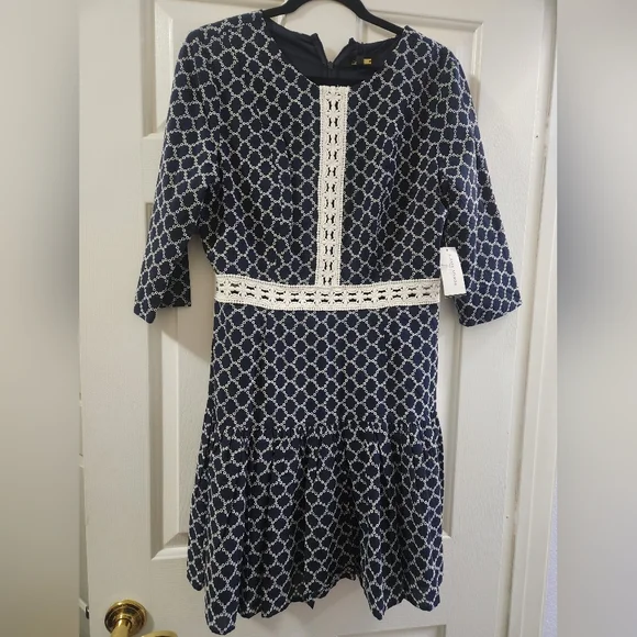 Alexia Admor Blue and White Tiered Ruffled A-line Dress Alexia Admor Blue and White Tiered Ruffled A-line Dress